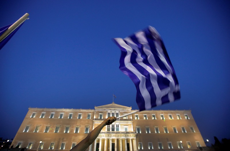 Syriza e la Grecia accerchiate: ma anche l’UE è sotto&nbsp;scacco