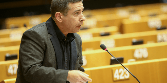 “Il Parlamento europeo sceglie di stare con l’opposizione violenta venezuelana”