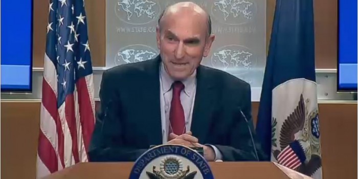 Il curriculum dell’inviato USA in Venezuela: Golpe contro Chavez nel 2002, guerra all’Iraq 2003, scandalo Iran-Contra, appoggio ai dittatori di Hounduras, Salvador,&nbsp;Guatemala