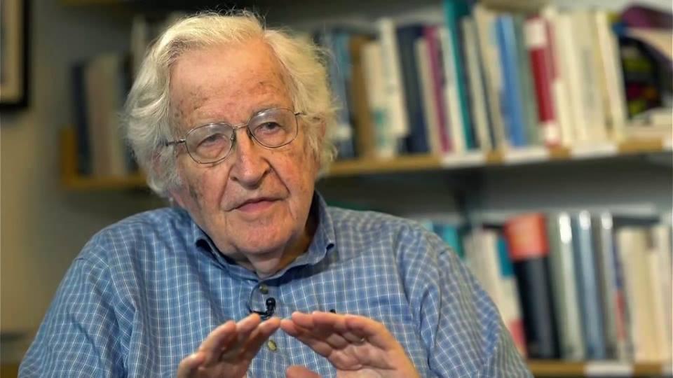 Noam Chomsky e altri 70 accademici condannano l’ingerenza degli Stati Uniti in&nbsp;Venezuela