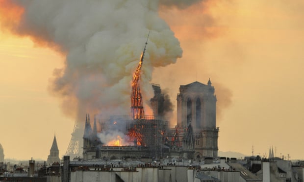 Ipocrisia a Notre&nbsp;Dame