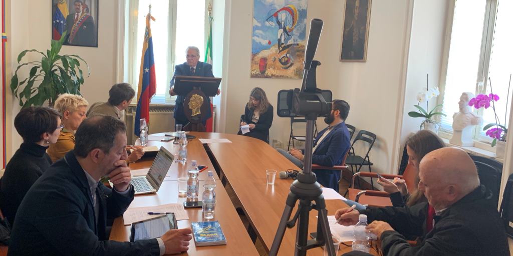 Venezuela: Gli effetti criminali delle sanzioni USA e del sistema finanziario internazionale. (Relazione di Isaias Rodriguez, Ambasciatore del Venezuela in Italia). Anche gli emigrati italiani vittime delle&nbsp;sanzioni.