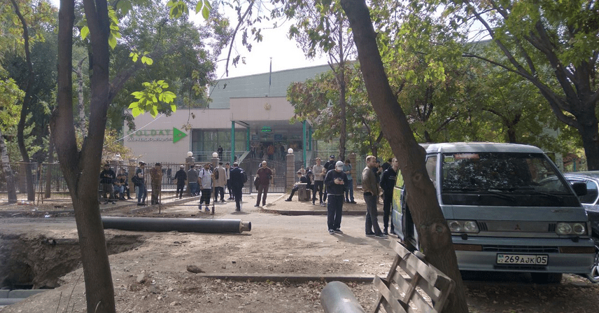 “Una decisione forzata: partire subito”: Come Kostanaj (Kazakistan) accoglie i russi in fuga dalla&nbsp;mobilitazione