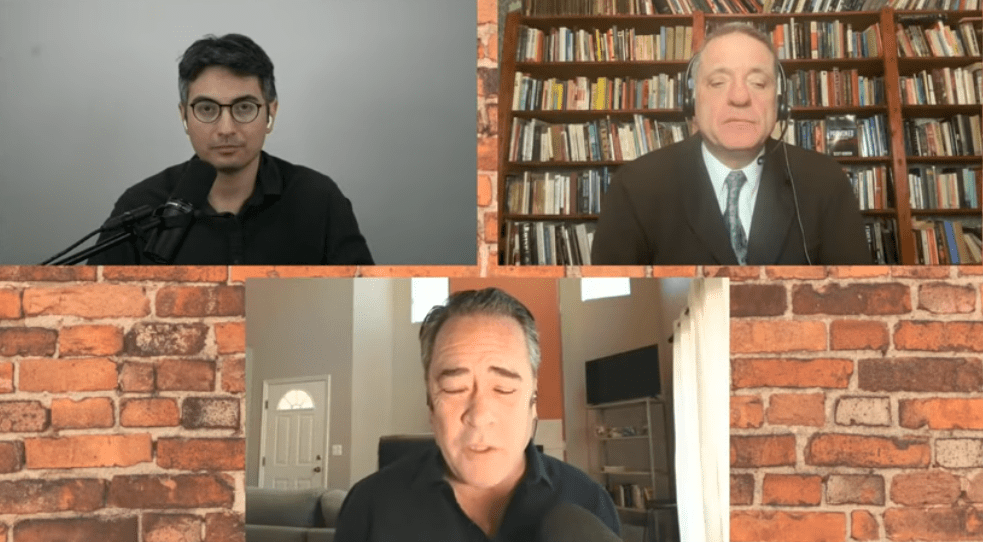 L’Iran colpisce le petroliere USA. Trump va nel panico e poi accade questo | Mercouris &&nbsp;Henningsen