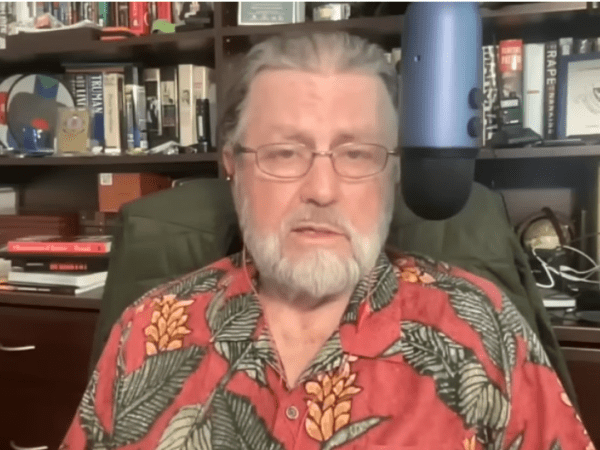 Larry Johnson: l’Iran ha abbattuto aerei USA, Trump in crisi. Rischi crisi finanziaria e&nbsp;alimentare