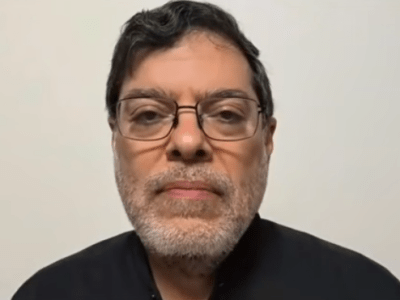 L’Iran colpisce nave e assets USA, caos nello Stretto di Hormuz | intervista a Mohammad&nbsp;Marandi